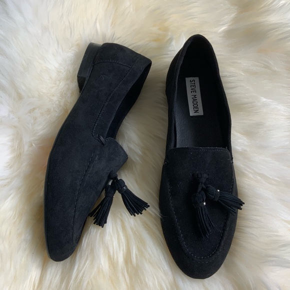 STEVE MADDEN Black Loafers w/ tassels- 7.5 NEW - Picture 4 of 5